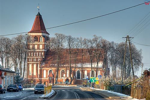 Warminsko-Mazurskie, kosciol w Lubominie.
